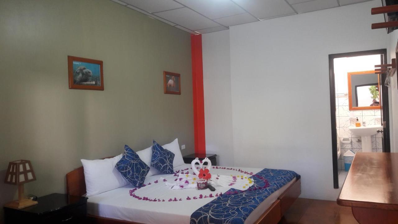 Hostal La Mirada Del Solitario George Пуэрто-Айора Экстерьер фото